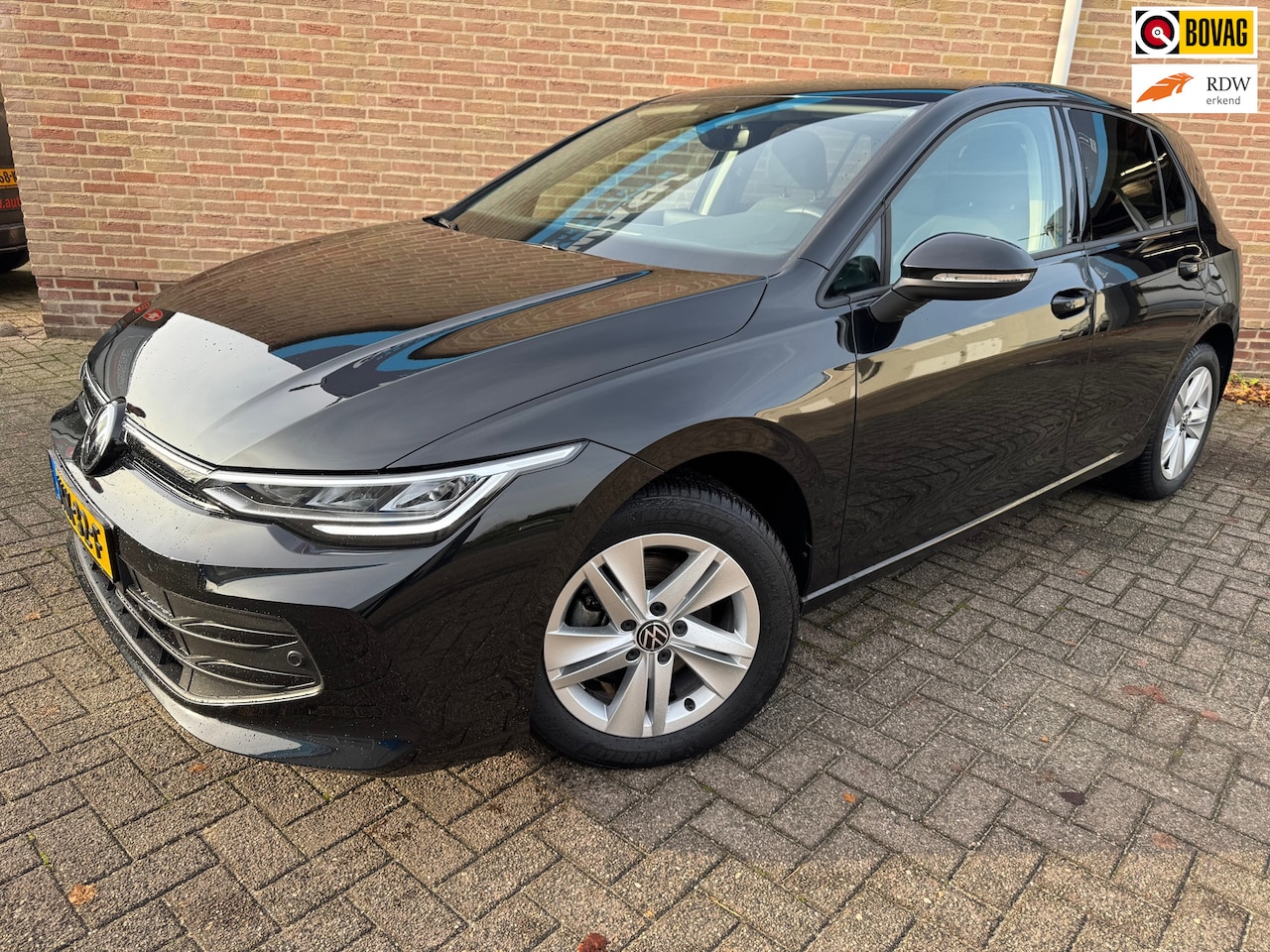 Volkswagen Golf - 1.5 TSI Oranje Edition 1.5 TSI Oranje Edition - AutoWereld.nl