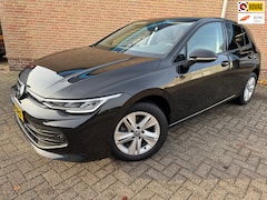 Volkswagen Golf - 1.5 TSI Oranje Edition