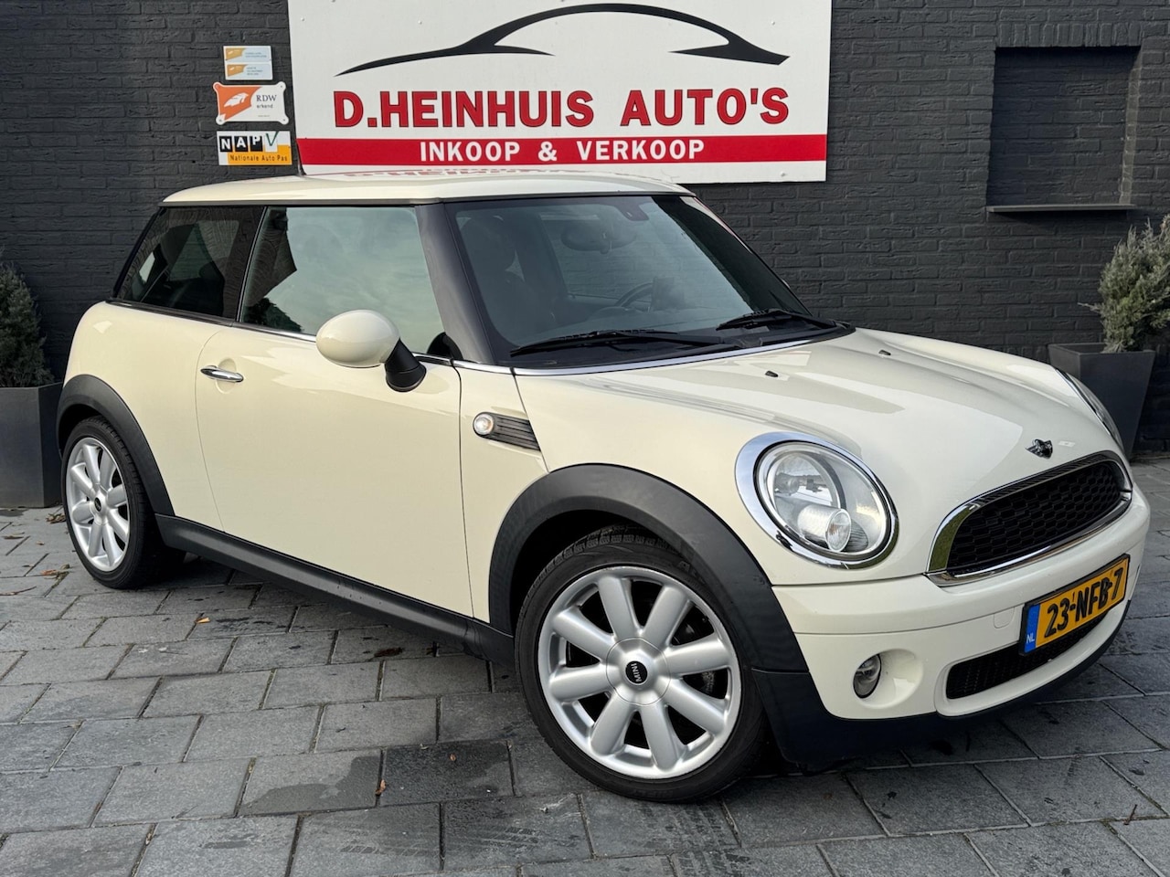 MINI Cooper - Mini 1.6 Business Line *ORG NL AUTO* - AutoWereld.nl