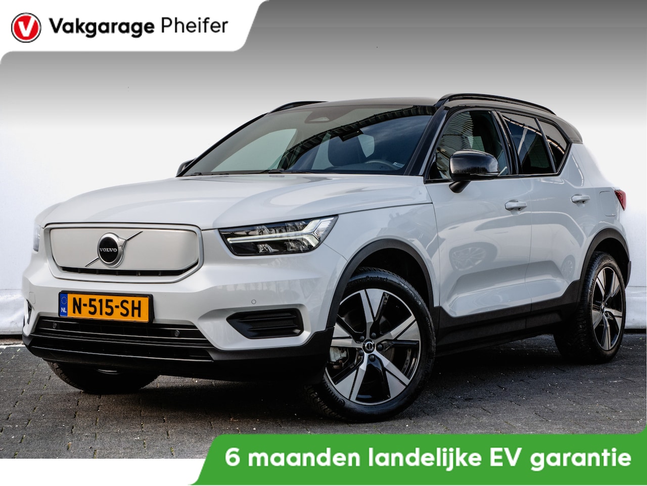 Volvo XC40 - Recharge Core Trekhaak/ Stoel-stuurverwarming/ Camera/ Navigatie/ Carplay/ Contourstoelen - AutoWereld.nl
