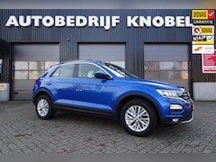 Volkswagen T-Roc - 1.5 TSI Style, NL AUTO, NAP, AUTOMAAT, CARPLAY, CAMERA, STOELVERW, WINTERSET
