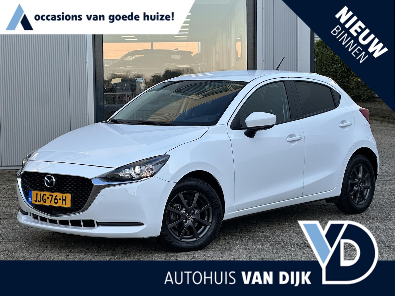 Mazda 2 - 1.5 Skyactiv-G Luxury | Apple Carplay/PDC/Navi/LED koplamp/Camera - AutoWereld.nl