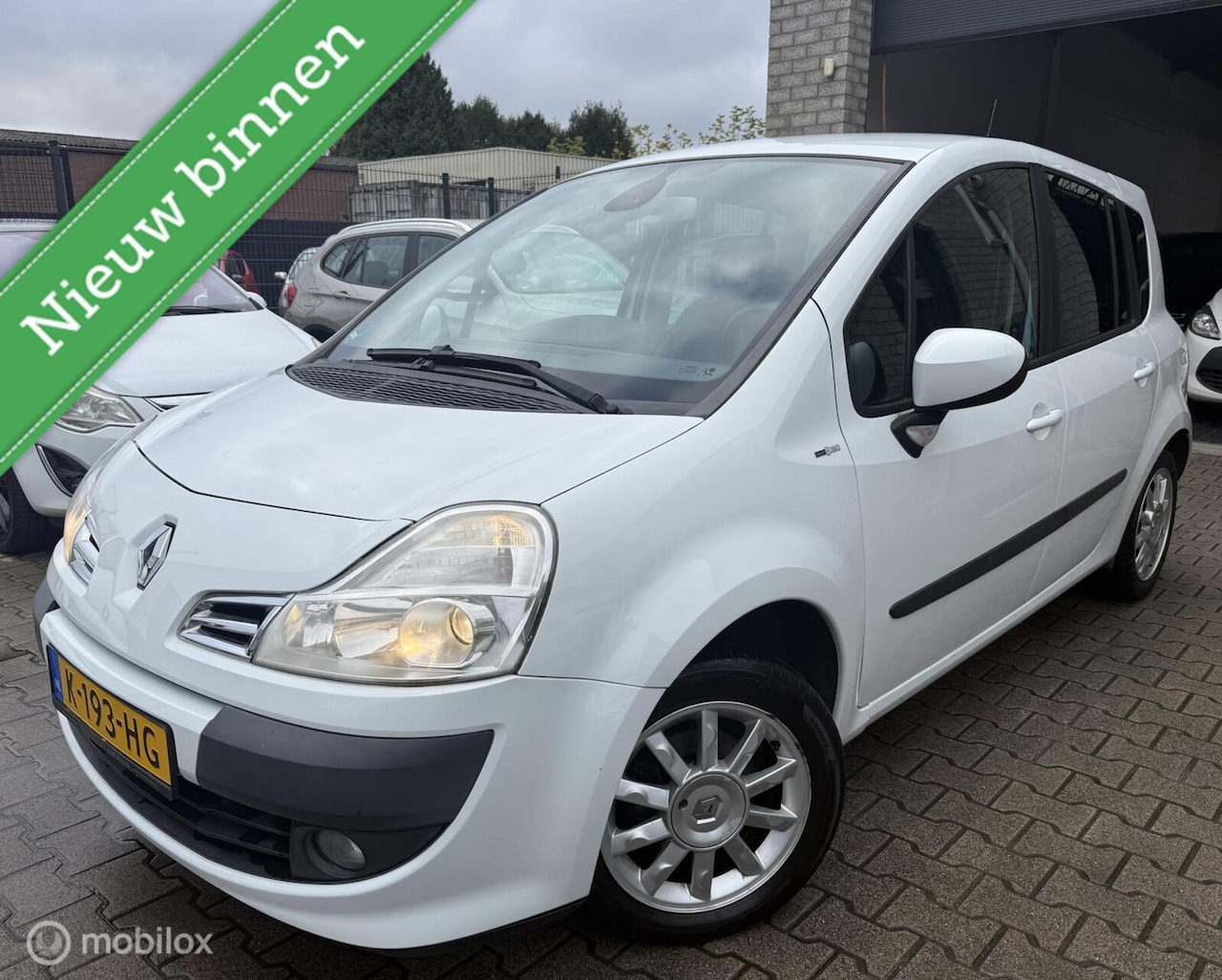 Renault Modus - 1.2-16V Authentique / BJ 2012 /5DRS /108.000KM - AutoWereld.nl