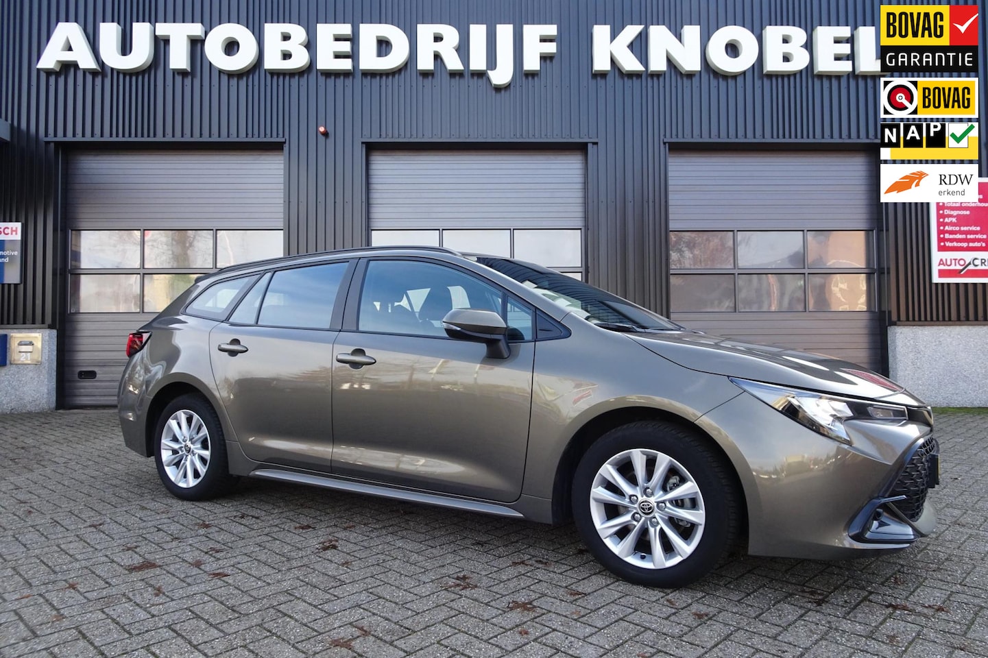 Toyota Corolla Touring Sports - Hybrid 140 Active, NL AUTO, NAP, AUTOMAAT, NAVI, CARPLAY, DIGIDASH, 1E EIGENAAR, DEALER OH - AutoWereld.nl