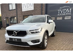 Volvo XC40 - 1.5 T2 Momentum