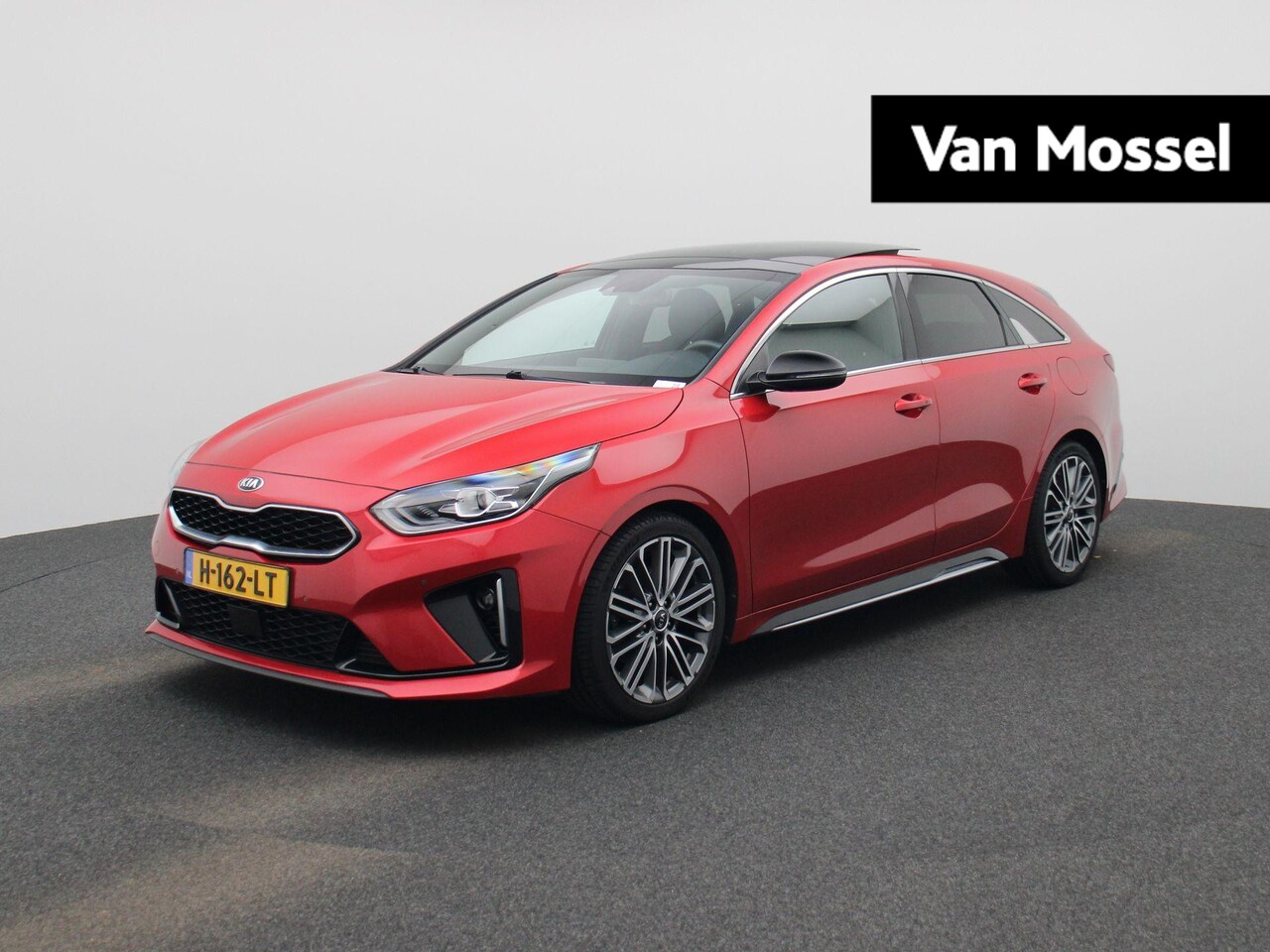 Kia Pro cee'd - 1.4 T-GDI GT-PlusLine | Automaat | Schuifdak | Apple Carplay / Android Auto | Virtual Cock - AutoWereld.nl