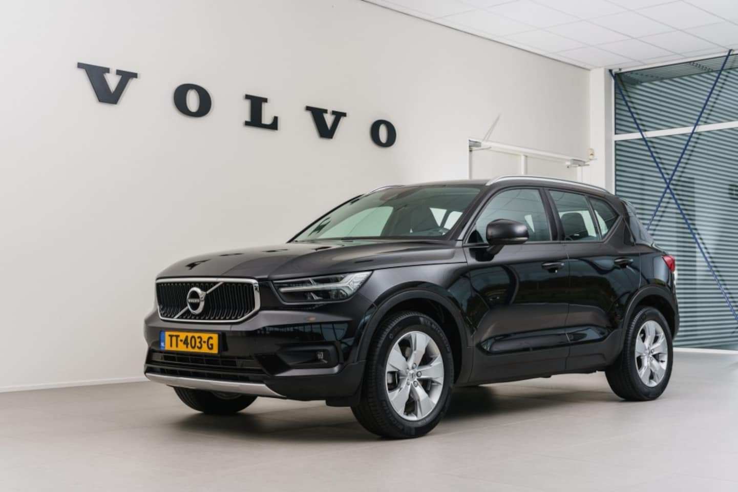 Volvo XC40 - T4 Momentum, Business Pack, Intellisafe Pro Line - AutoWereld.nl