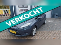 Ford Fiesta - 1.25 Trend airco / distributie / trekhaak