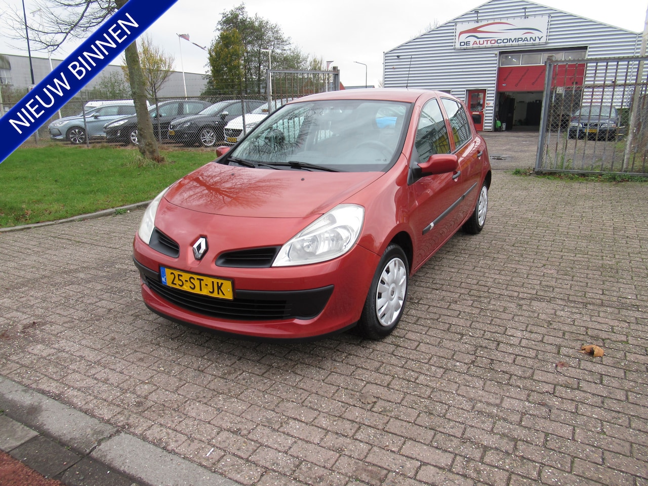Renault Clio - 1.2-16V Expression 3e Eigenaar Nette Auto - AutoWereld.nl