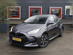 Toyota Yaris - 1.5 Hybrid Dynamic Sesoren achter | key less Entry