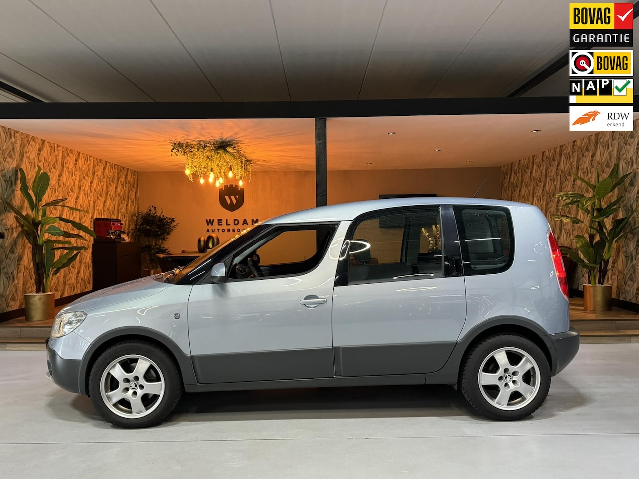 Skoda Roomster - 1.2 TSI Ambition NAP Automaat Parkeersensoren Airco Rijklaar - AutoWereld.nl