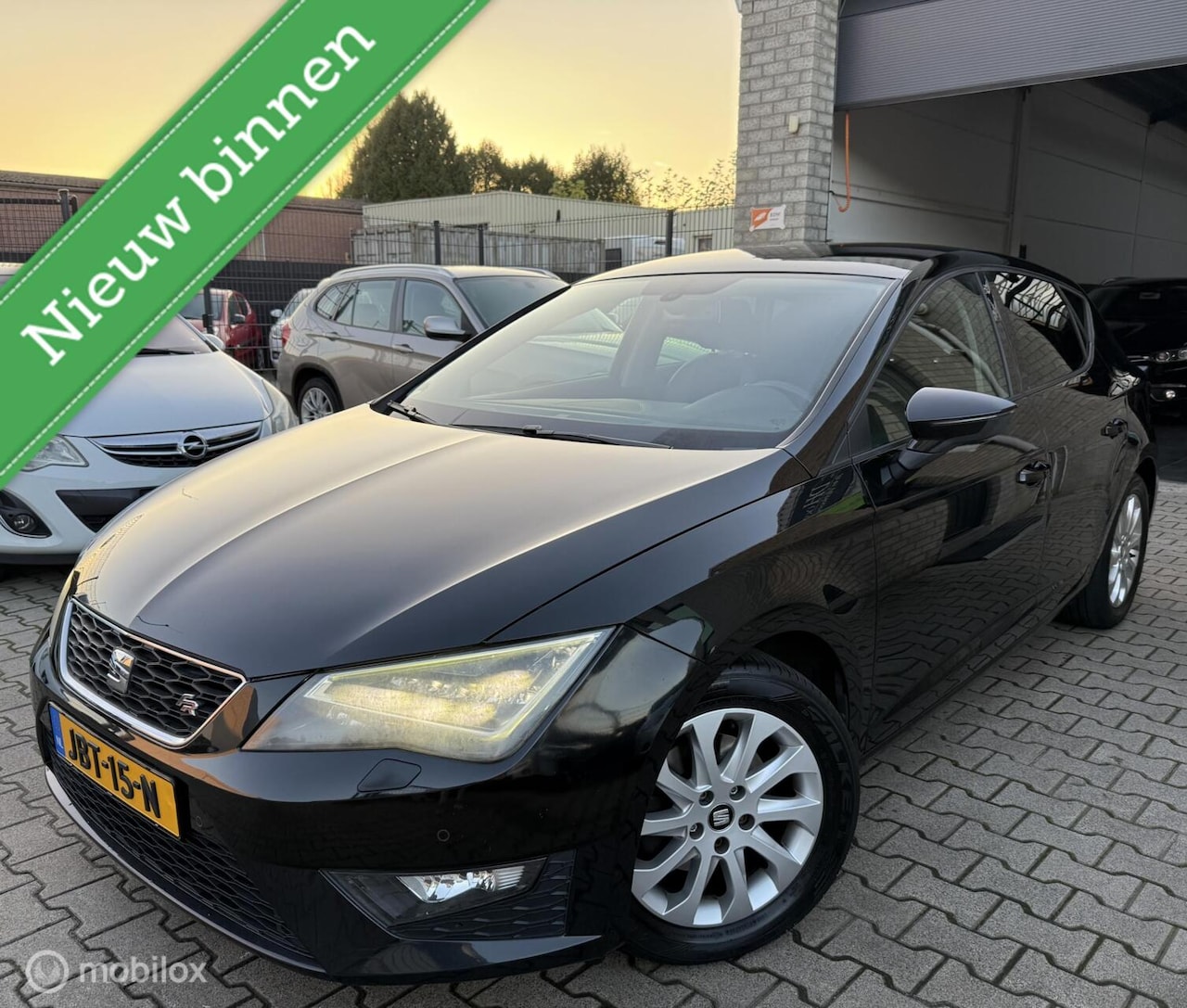 SEAT Leon - 1.4 TSI FR Business / Navi /Stoelverw. /Seat Sound - AutoWereld.nl