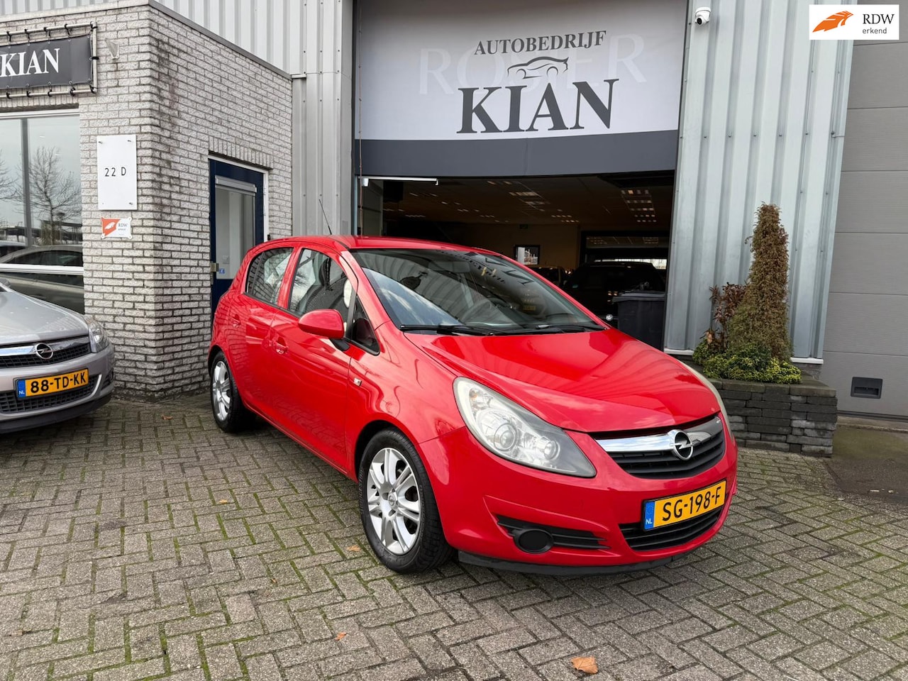 Opel Corsa - 1.4-16V Enjoy 1.4-16V Enjoy - AutoWereld.nl