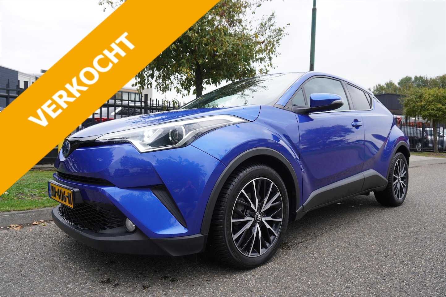 Toyota C-HR - 1.8 Hybrid 122pk CVT Dynamic Navigatie Trekhaak - AutoWereld.nl