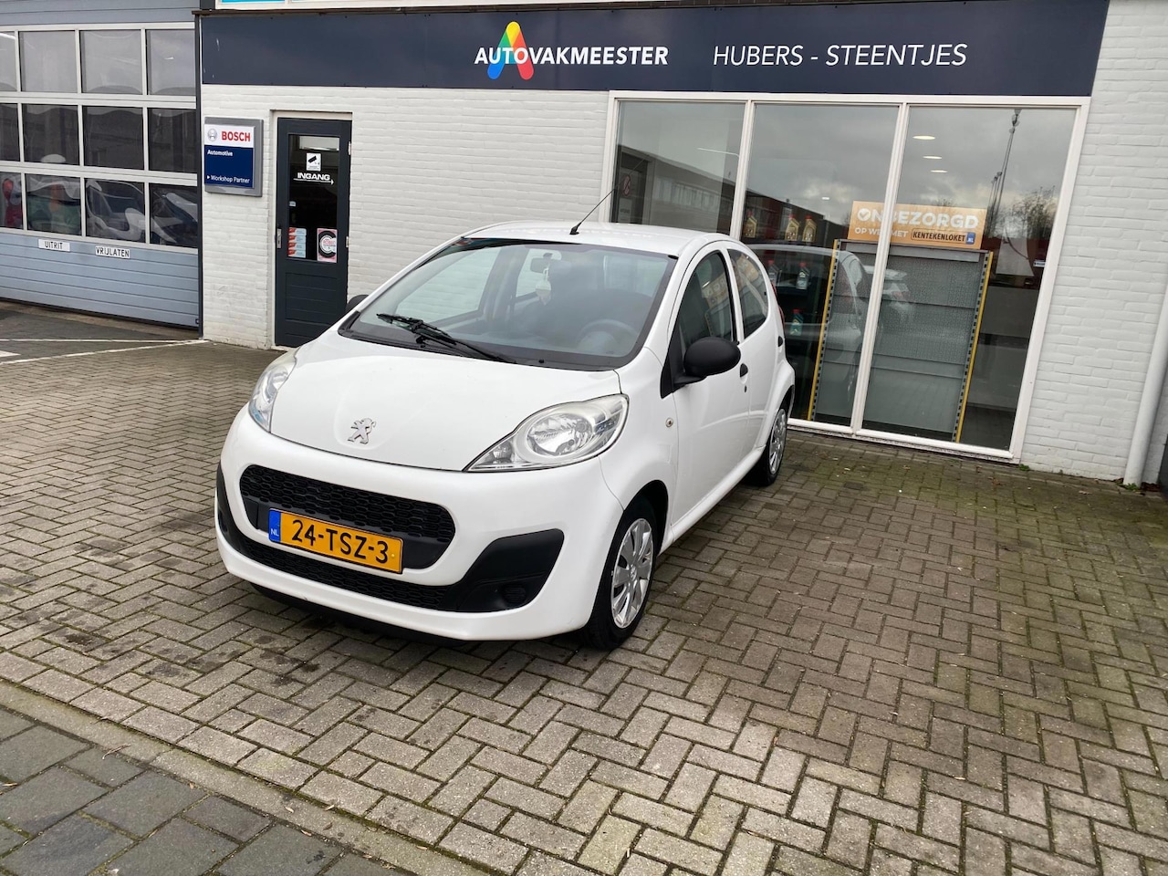 Peugeot 107 - 1.0 Access Accent 1.0 Access Accent - AutoWereld.nl