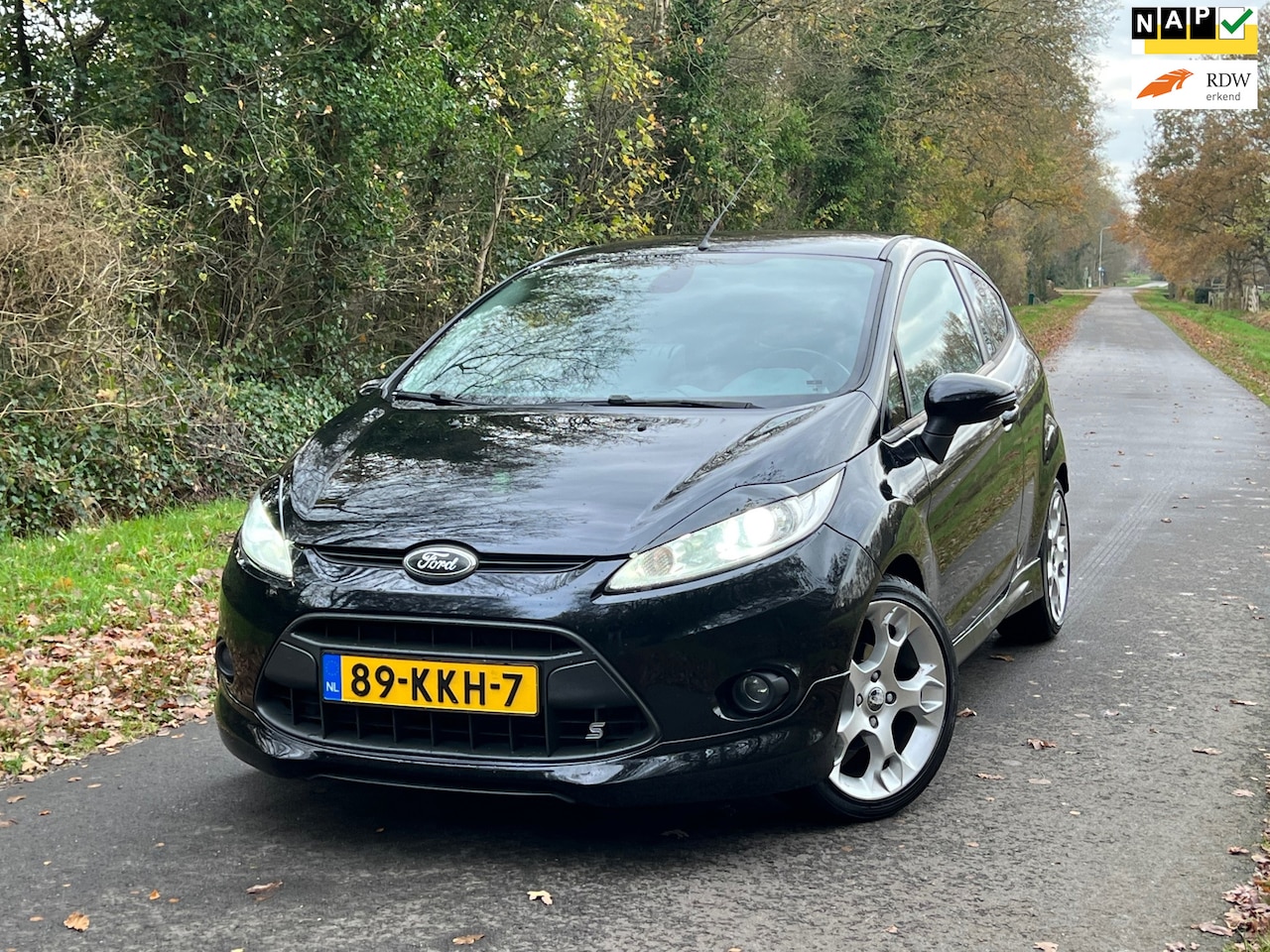 Ford Fiesta - 1.6 Sport | Carplay + Cruise + Airco Nu € 4.450,-!!! - AutoWereld.nl
