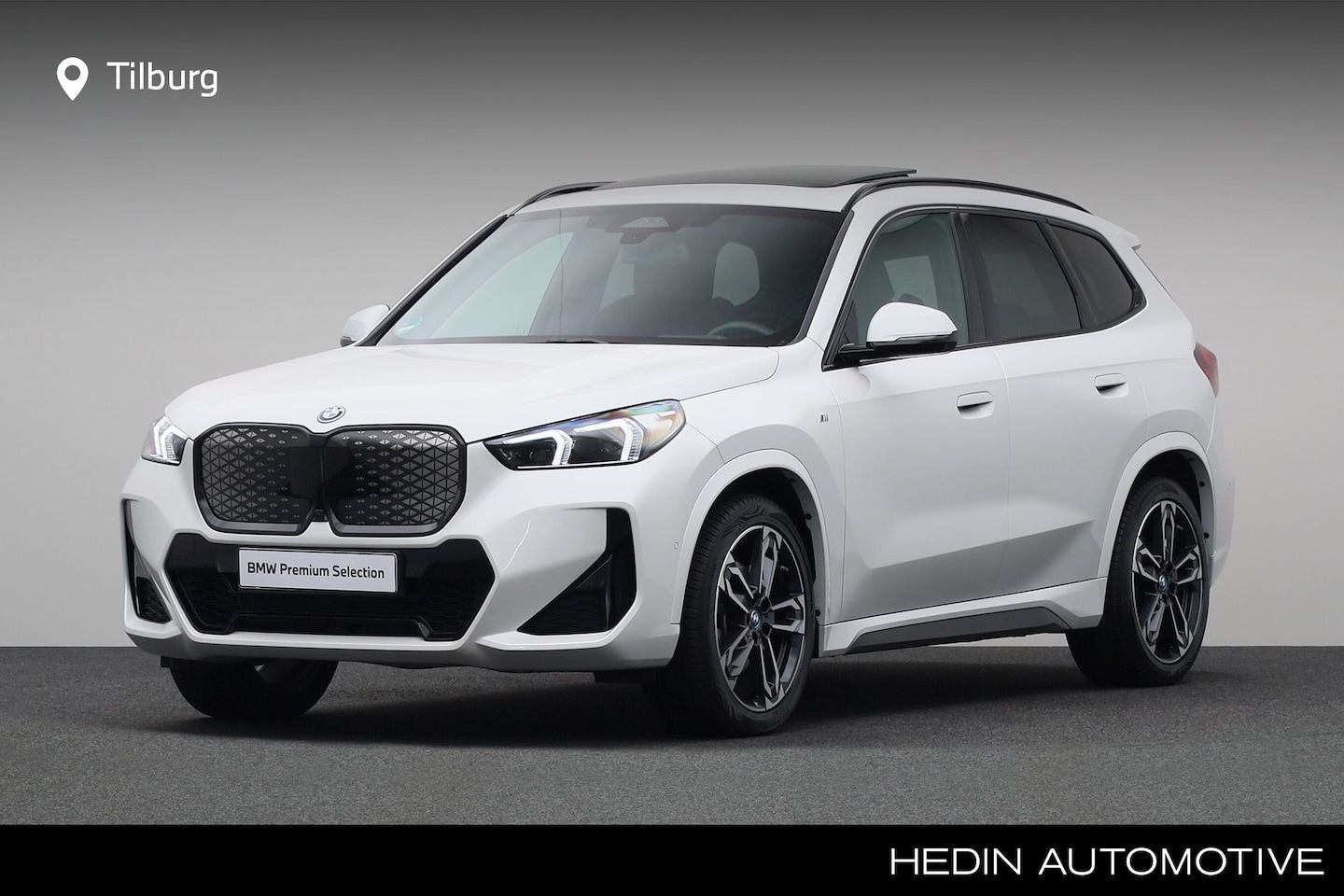 BMW iX1 - xDrive30 67 kWh M-Sport | Harman Kardon | Panoramadak | Comfort Access | Head Up | Stoelve - AutoWereld.nl