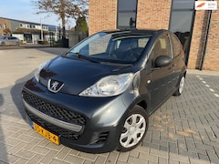 Peugeot 107 - 1.0-12V XR