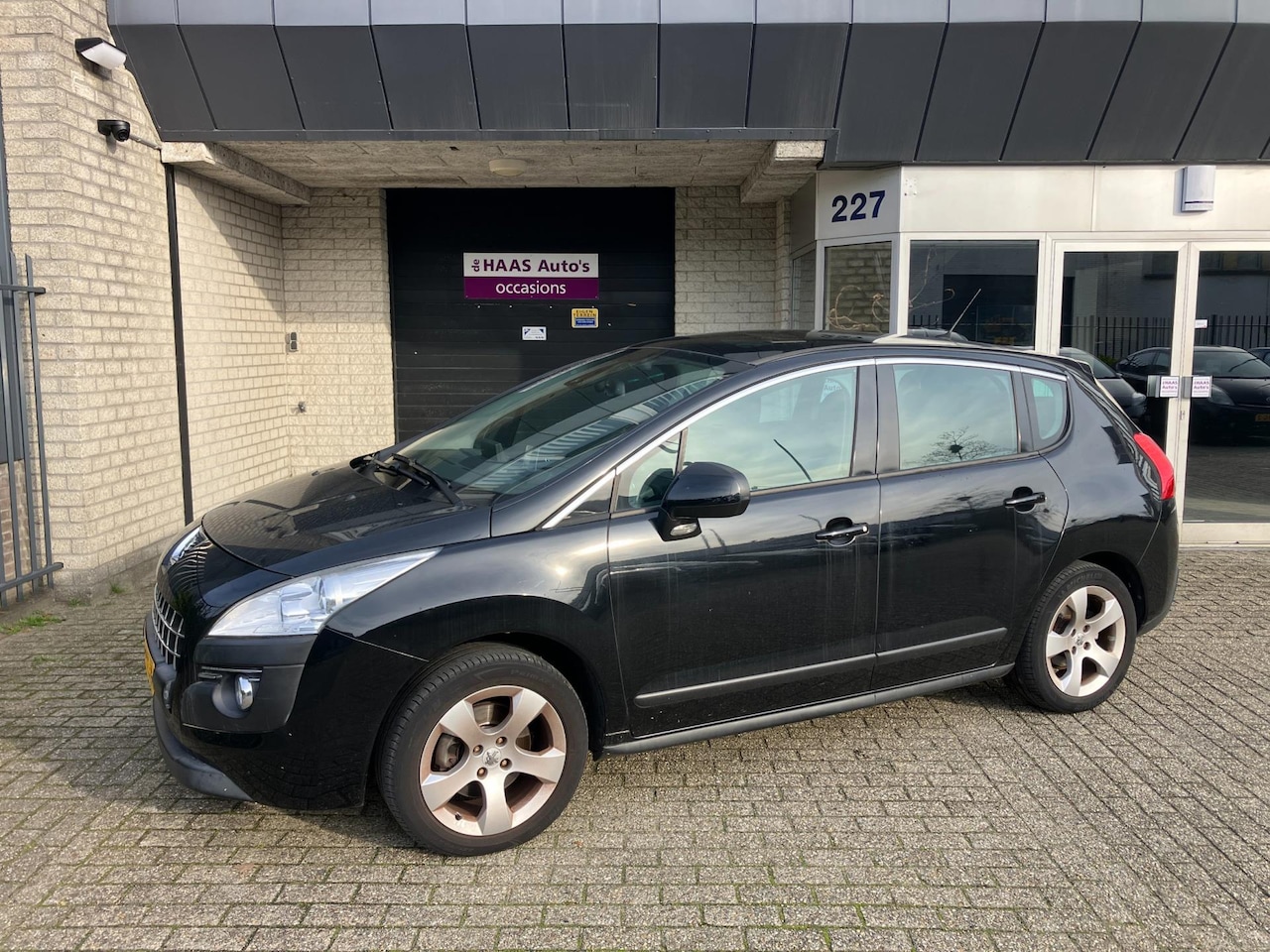 Peugeot 3008 - 1.6 THP ST / AUTOMAAT / READ TEXT / PANO DAK / ALU VELGEN - AutoWereld.nl
