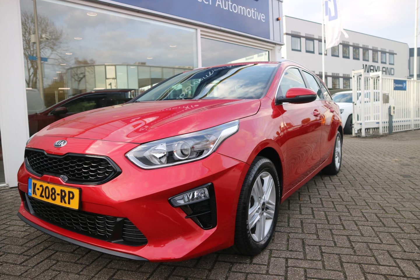 Kia Cee'd Sportswagon - Ceed 1.0 T-GDi DynamicLine camera / navigatie / app - AutoWereld.nl