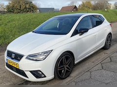SEAT Ibiza - 1.0 TSI FR Automaat Bus. Intense Beats/ Pano/ LED/ Privacyglass