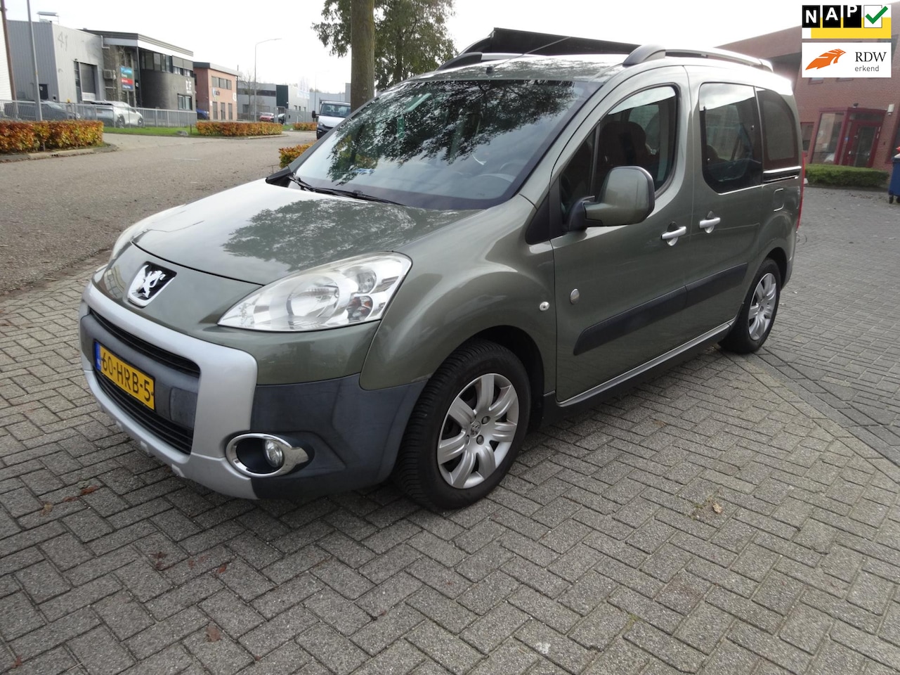 Peugeot Partner Tepee - 1.6 Outdoor/Airco/Boekjes/APK 8-10-2026 - AutoWereld.nl