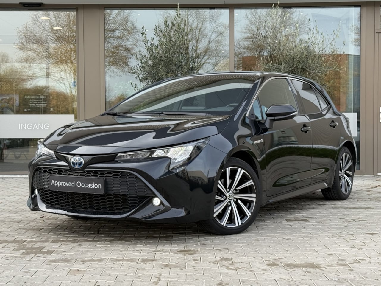 Toyota Corolla - 1.8 Hybrid Dynamic | camera | keyless | metallic lak - AutoWereld.nl