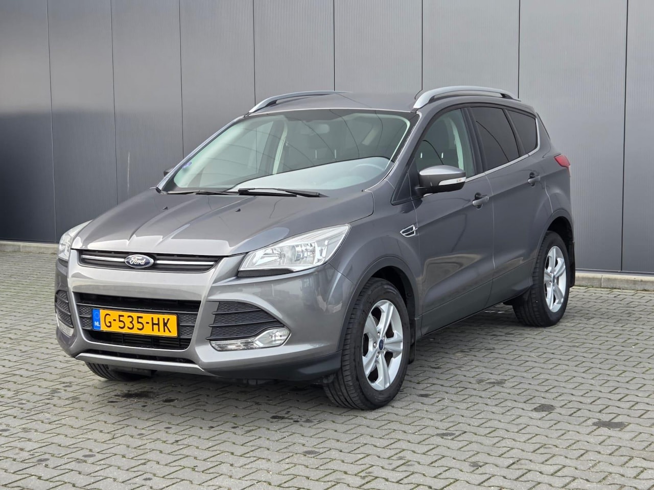 Ford Kuga - 1.6 Titanium 6-Bak - AutoWereld.nl