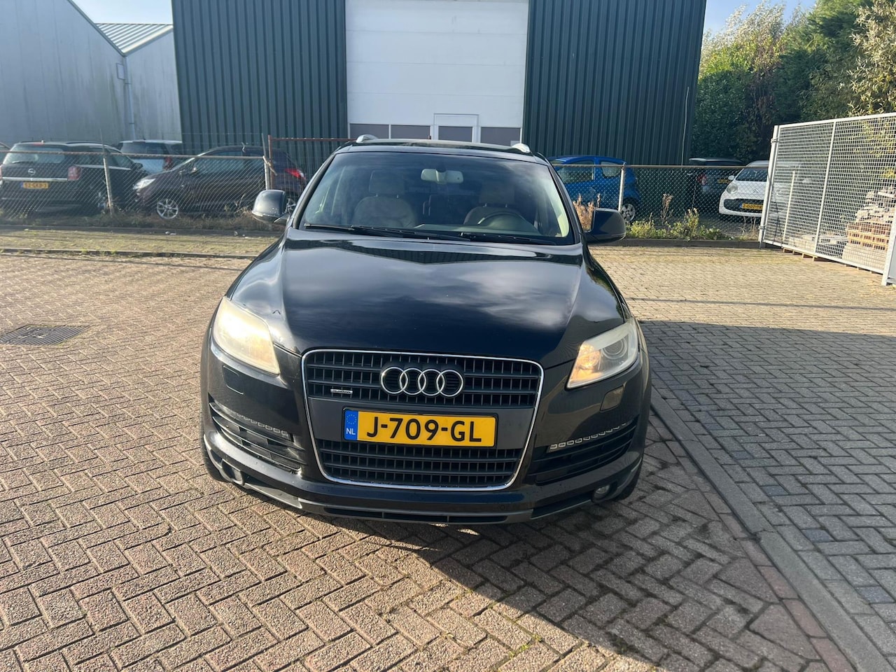 Audi Q7 - 4.2 FSI quattro 5+2 Automaat Cruise Airco Pdc Achter Trekhaak Mist Lampen Voor Leder Bekle - AutoWereld.nl