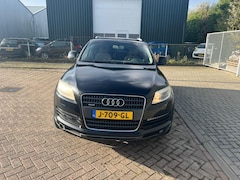 Audi Q7 - 4.2 FSI quattro 5+2 Automaat Cruise Airco Pdc Achter Trekhaak Mist Lampen Voor Leder Bekle