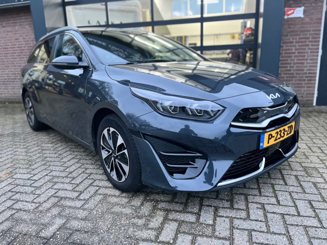 Kia Cee'd Sportswagon - Ceed 1.6 GDI PHEV DynamicPlusLine[carplay[elek.aklep[stoel/stuurverw.[trekhaak - AutoWereld.nl