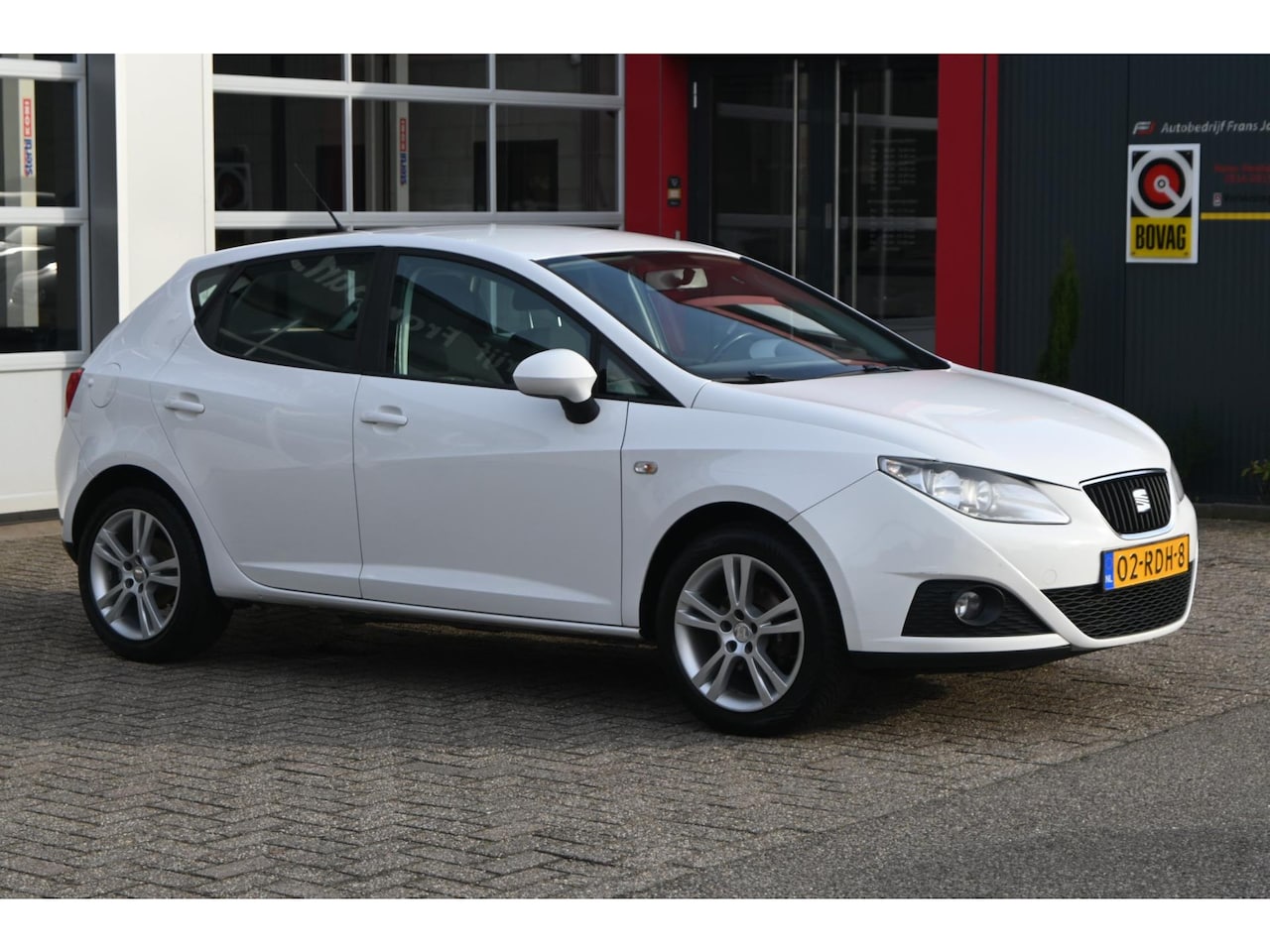 SEAT Ibiza - 1.2 TSI 105pk Style Automaat | Airco | Cruise | LM-Velgen | PDC - AutoWereld.nl