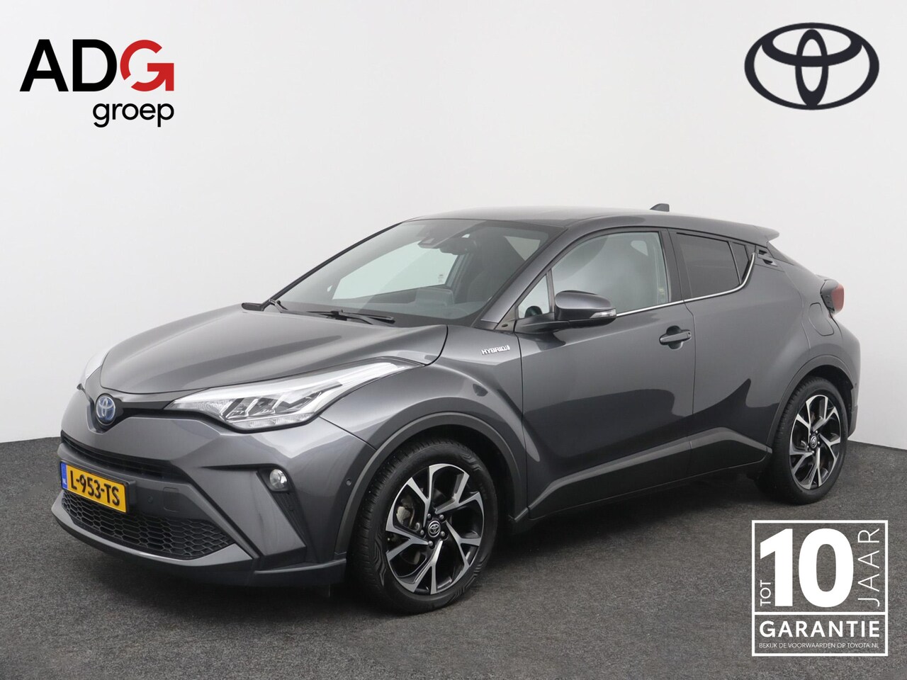 Toyota C-HR - 2.0 Hybrid First Edition | Stoel en stuurverwarming | Trekhaak | Parkeersensoren | - AutoWereld.nl