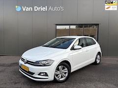 Volkswagen Polo - 1.0 TSI Comfortline / Airco / Navigatie / Lichtmetalen Velgen