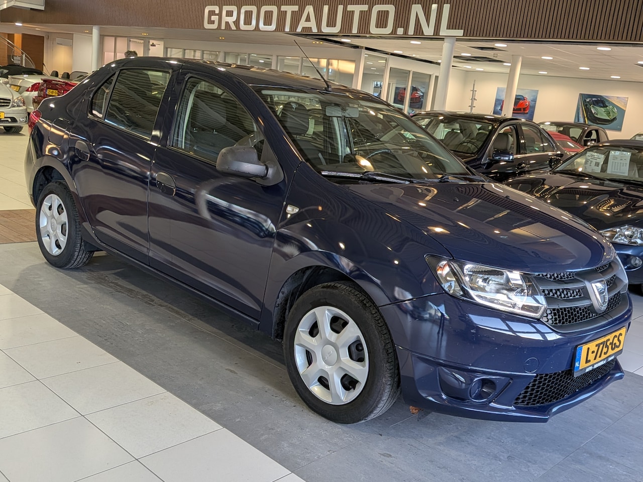 Dacia Logan - 1.2 Isofix, Trekhaak, Stuurbekrachtiging - AutoWereld.nl