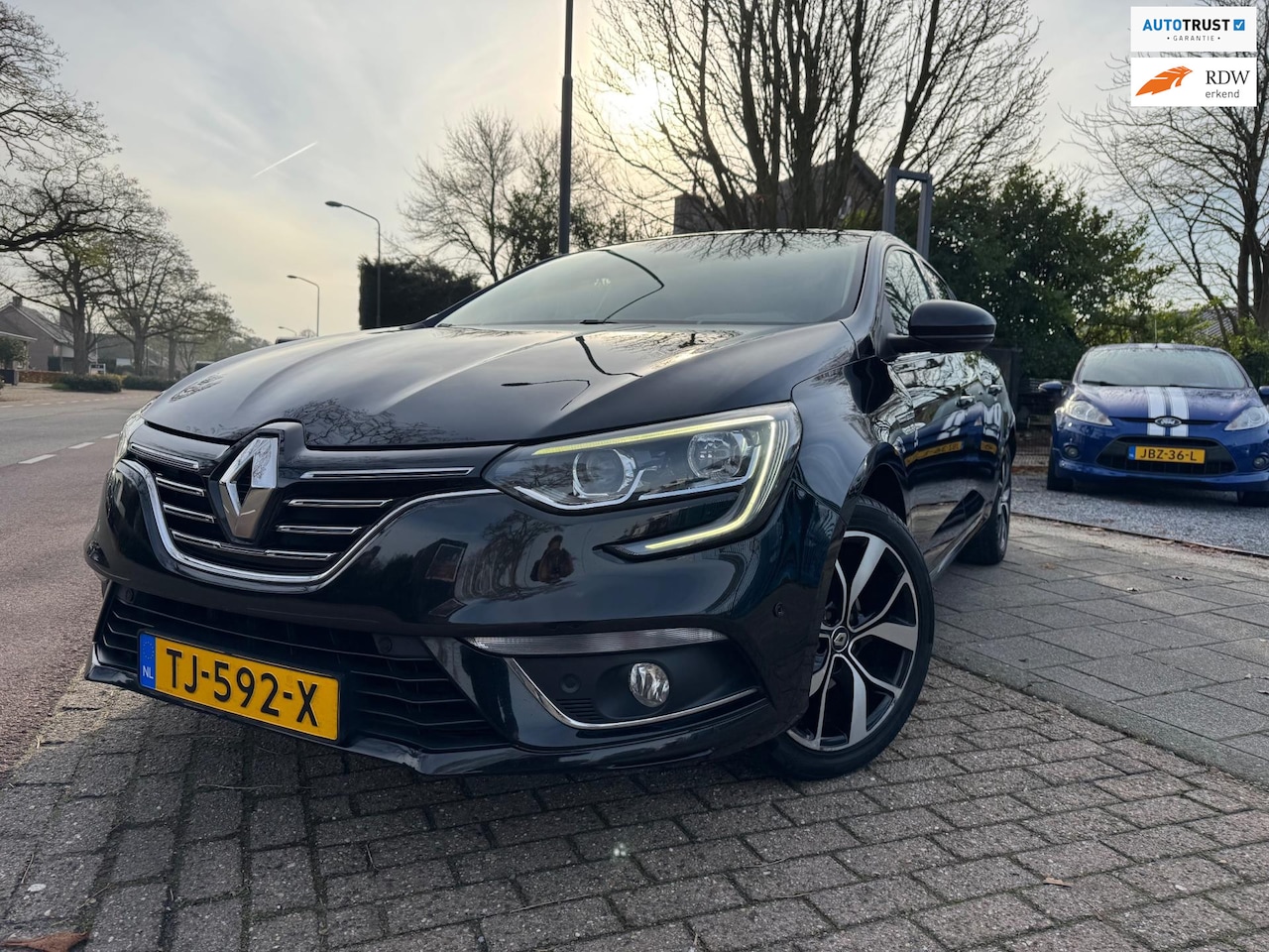 Renault Mégane - 1.3 TCe Bose Clima Elek Pakket Navi Cruise Led - AutoWereld.nl