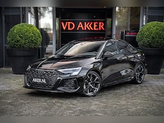 Audi RS3 - Limousine 2.5 TFSI Keram. Schijven | Dynamic Plus | Head-up | Carbon Pakket