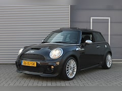 MINI Cooper S - 1.6 Chili I Aut. I 175 PK I Pano.dak I John Cooper Works pakket