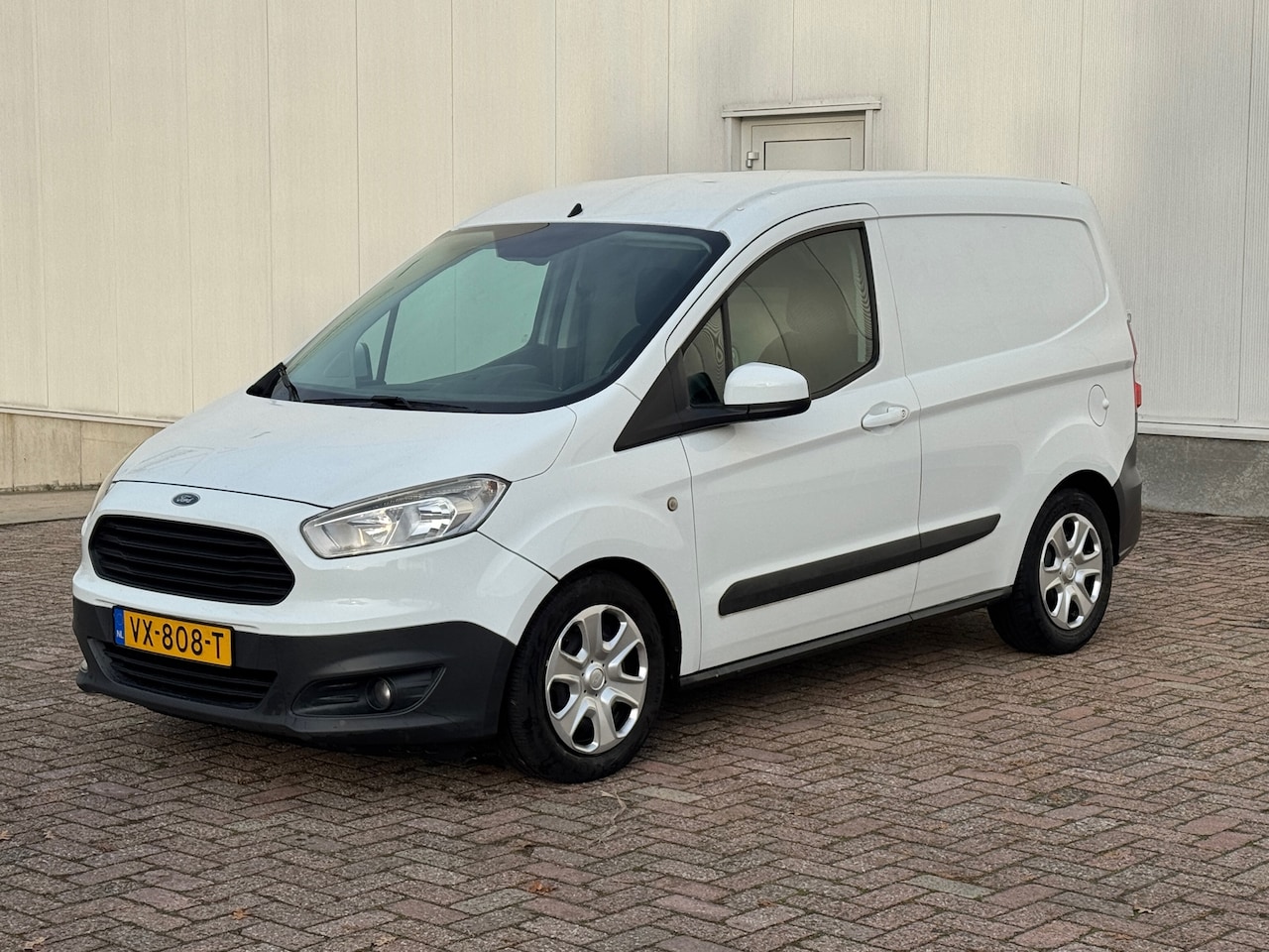Ford Transit Courier - 1.5 TDCI Trend 1.5 TDCI Trend - AutoWereld.nl