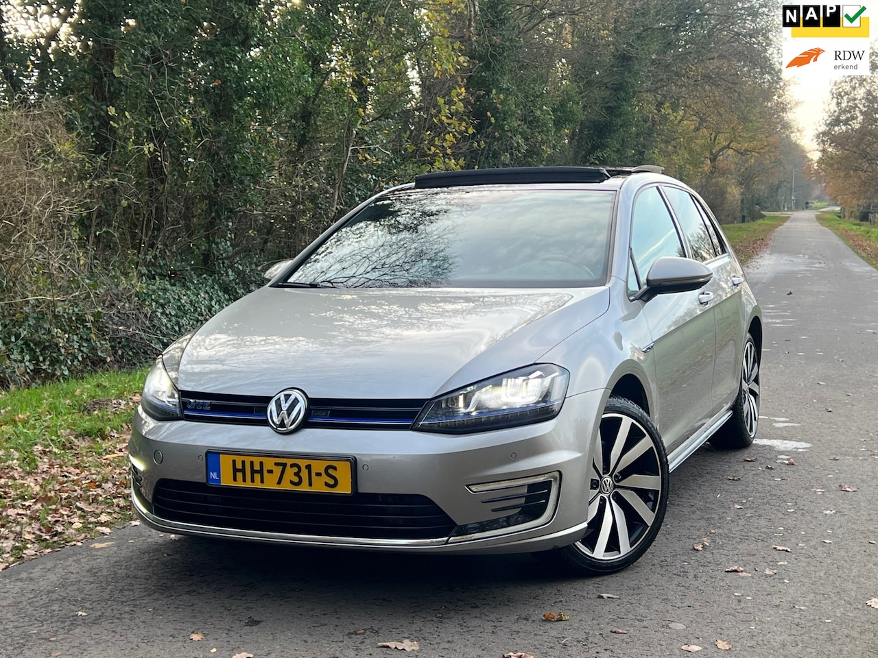 Volkswagen Golf - 1.4 TSI GTE | Pano + Cruise + Navi Nu € 10.975,-!!! - AutoWereld.nl