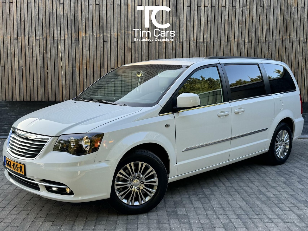Chrysler Town and Country - 3.6 V6 - AutoWereld.nl