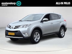 Toyota RAV4 - 2.0 Dynamic 4WD Automaat | Navigatie | Trekhaak | 1500kg Trekken | Rijklaarprijs incl. gar