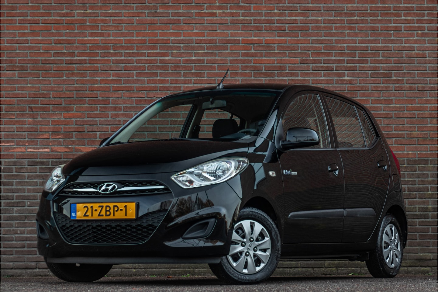 Hyundai i10 - 1.0 i-Drive Cool 1.0 i-Drive Cool, 111.000km NAP, Origineel NL, Airco, Radio/CD. - AutoWereld.nl