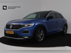 Volkswagen T-Roc - 1.5 TSI Sport Business R (PANORAMADAK, STOEL/STUUR VERWARMING, DIGITALE COCKPIT, ACHTERUIT
