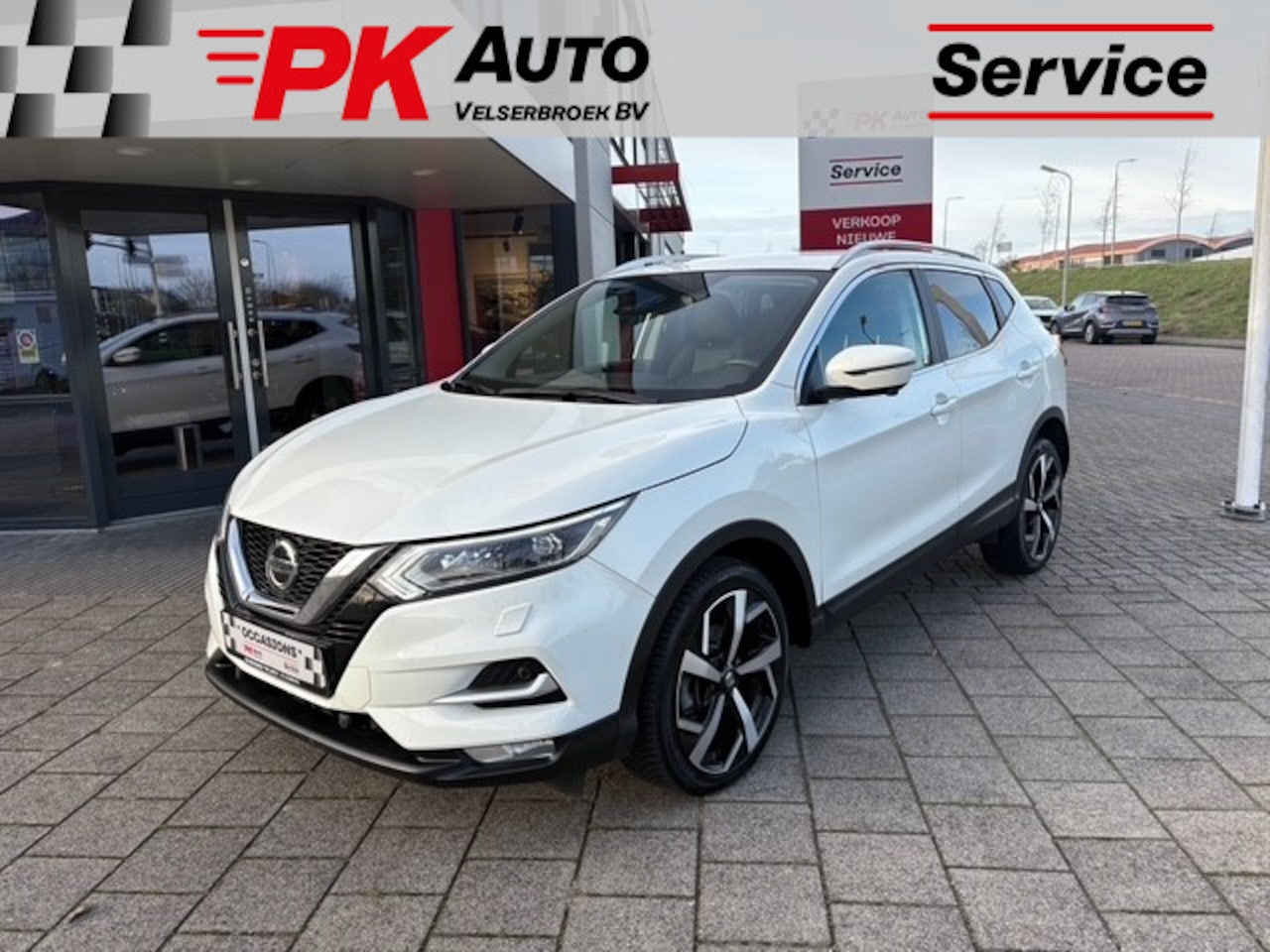 Nissan Qashqai - 1.3 DIG-T Premium Edition | Navi | 360 Camera | Cruise | 100.374 km Dealeronderhouden - AutoWereld.nl