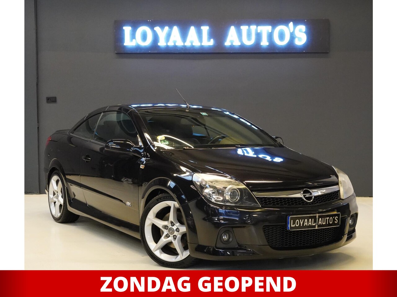 Opel Astra TwinTop - 2.0 T Temptation | NAVI | OPC LINE | XENON | PDC | APK. - AutoWereld.nl
