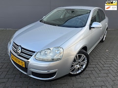 Volkswagen Jetta - 1.6 Comfortline*AIRCO*APK*NAP*CRUISE*TERKHAAK