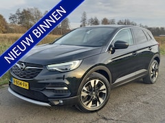 Opel Grandland X - 1.2 Turbo Business Executive