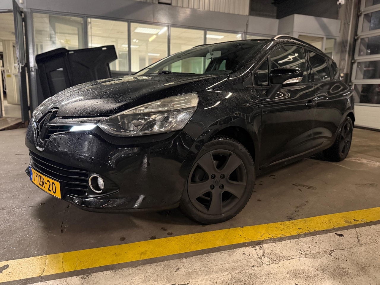 Renault Clio Estate - 1.5 dCi ECO Night&Day | Navi | Airco | PDC | LMV | - AutoWereld.nl