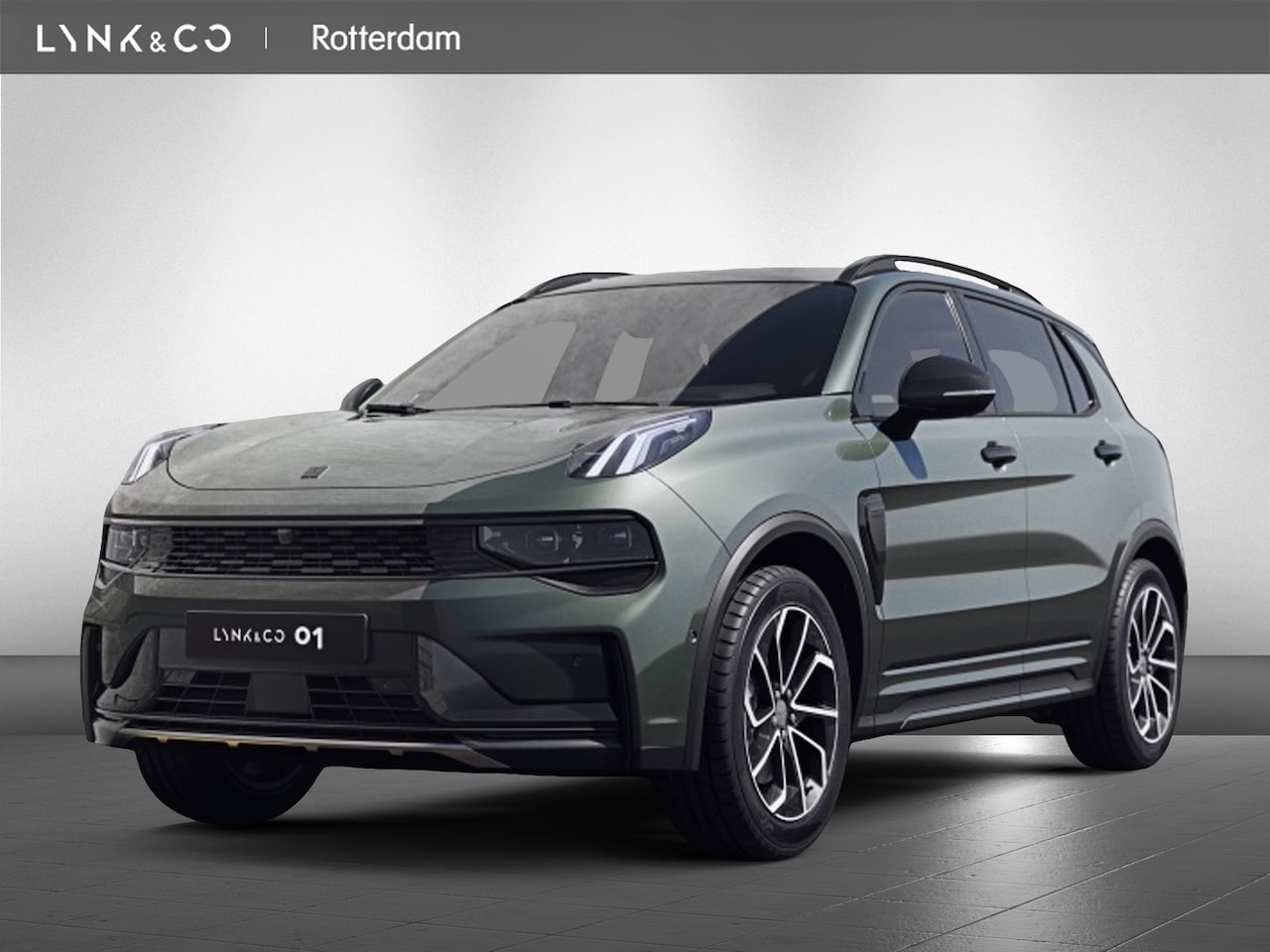 Lynk & Co 01 - | CORE | UIT VOORRAAD LEVERBAAR! | Achteruitrij camera | - AutoWereld.nl
